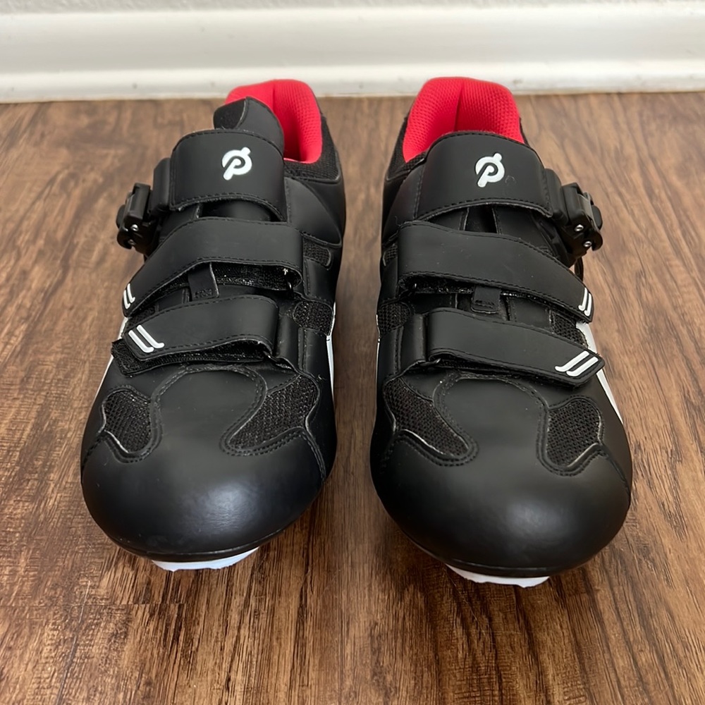 Peloton Brand Mens cycle shoes